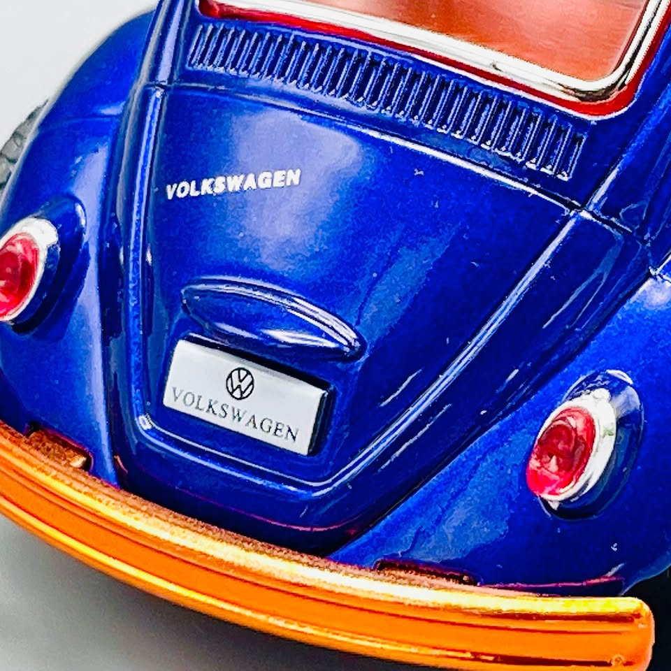 Kinsmart 1:32 Volkswagen Beetle Custom Drag-Racer - image 8