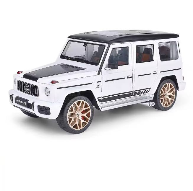 1:18 Diecast Mercedes AMG G63 Model - image 5