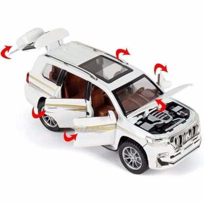 1:24 Diecast Toyota Prado Model Car With Smoke - image 2
