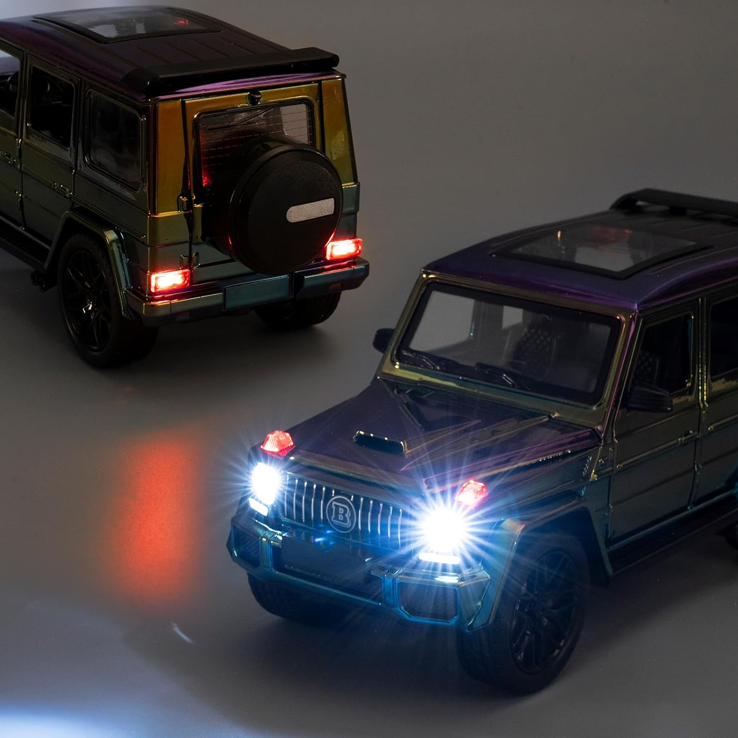 1:24 Diecast Mercedes Brabus Crystal Color Model - image 3