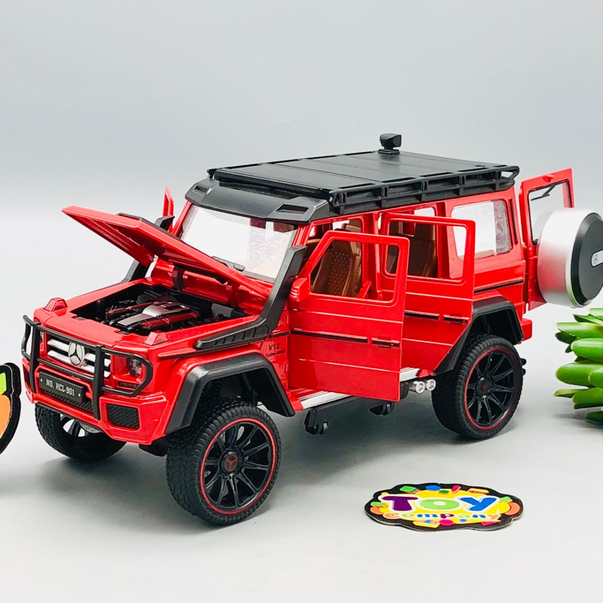 1:22 Diecast Mercedes V12 Model Car - image 3