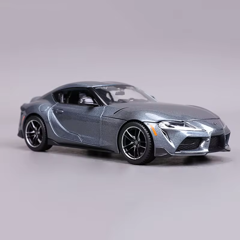 Maisto 1:24 Toyota GR Supra Model - Gray - image 3