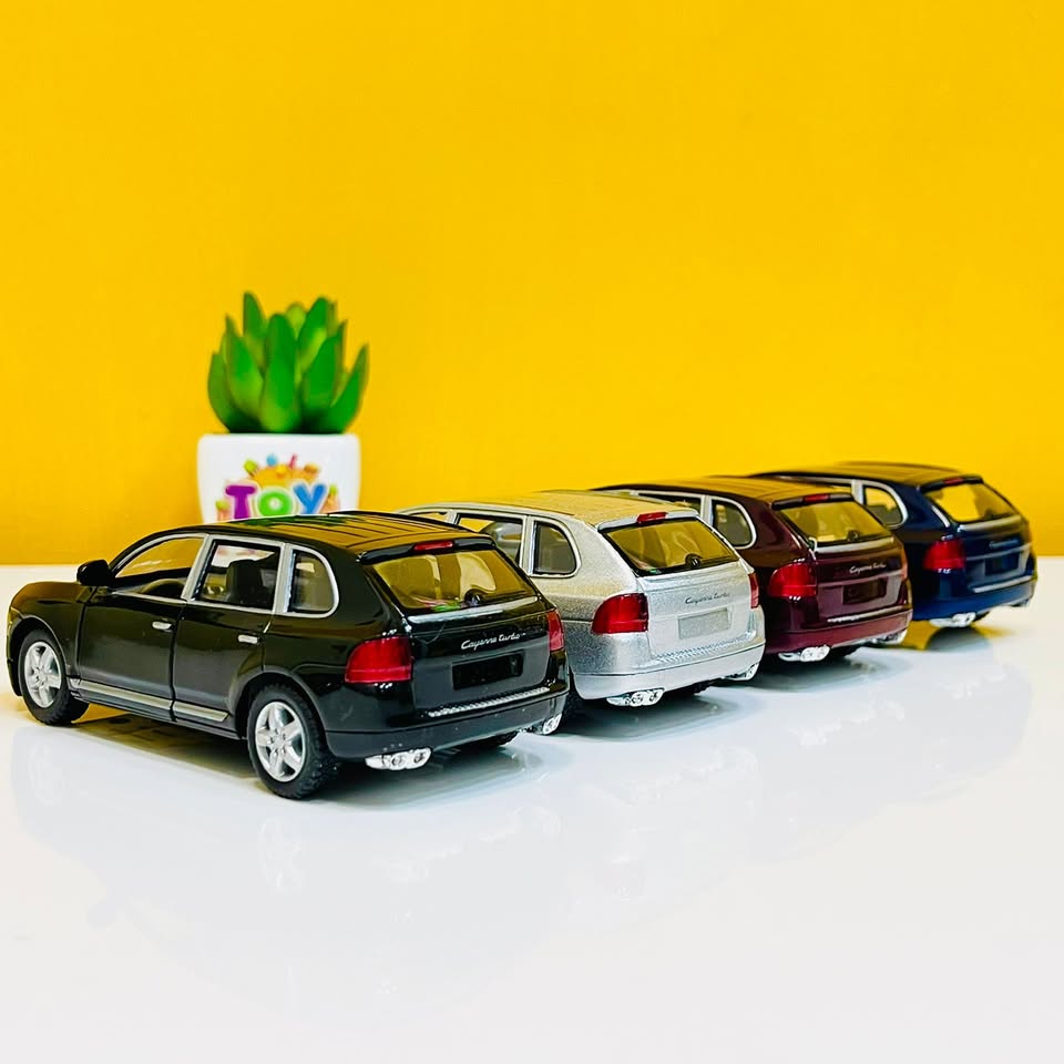 Kinsmart Porsche Cayenne Turbo Diecast Model - image 7