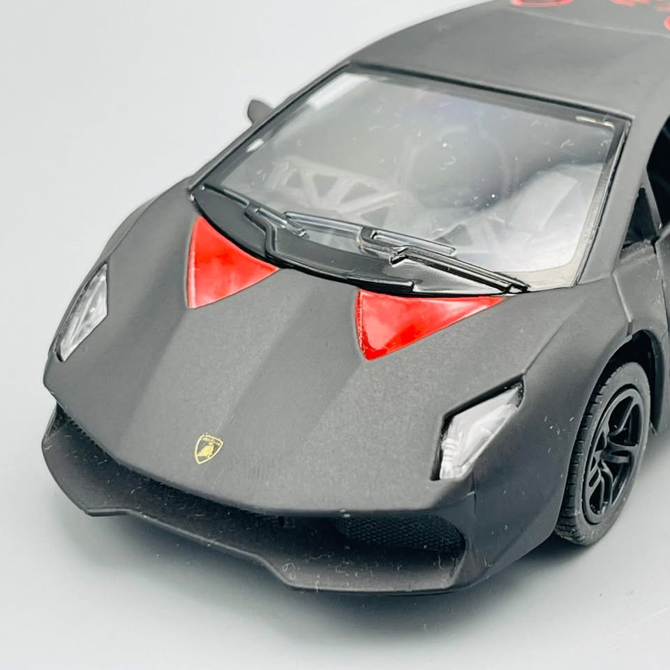 Kinsmart Metal Body Lamborghini Sesto Elemento - image 8