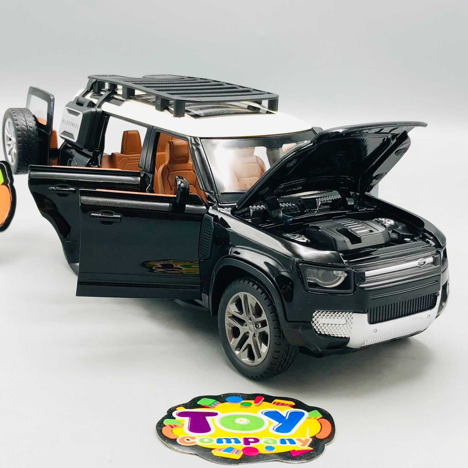 1:22 RC Diecast Land Rover Defender Model Car With Smoke - image 11