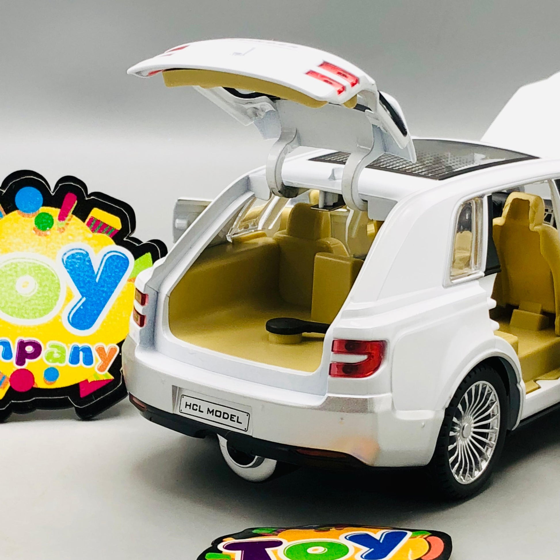 1:22 RC Diecast Toyota Century SUV Model Car With Smoke - image 9