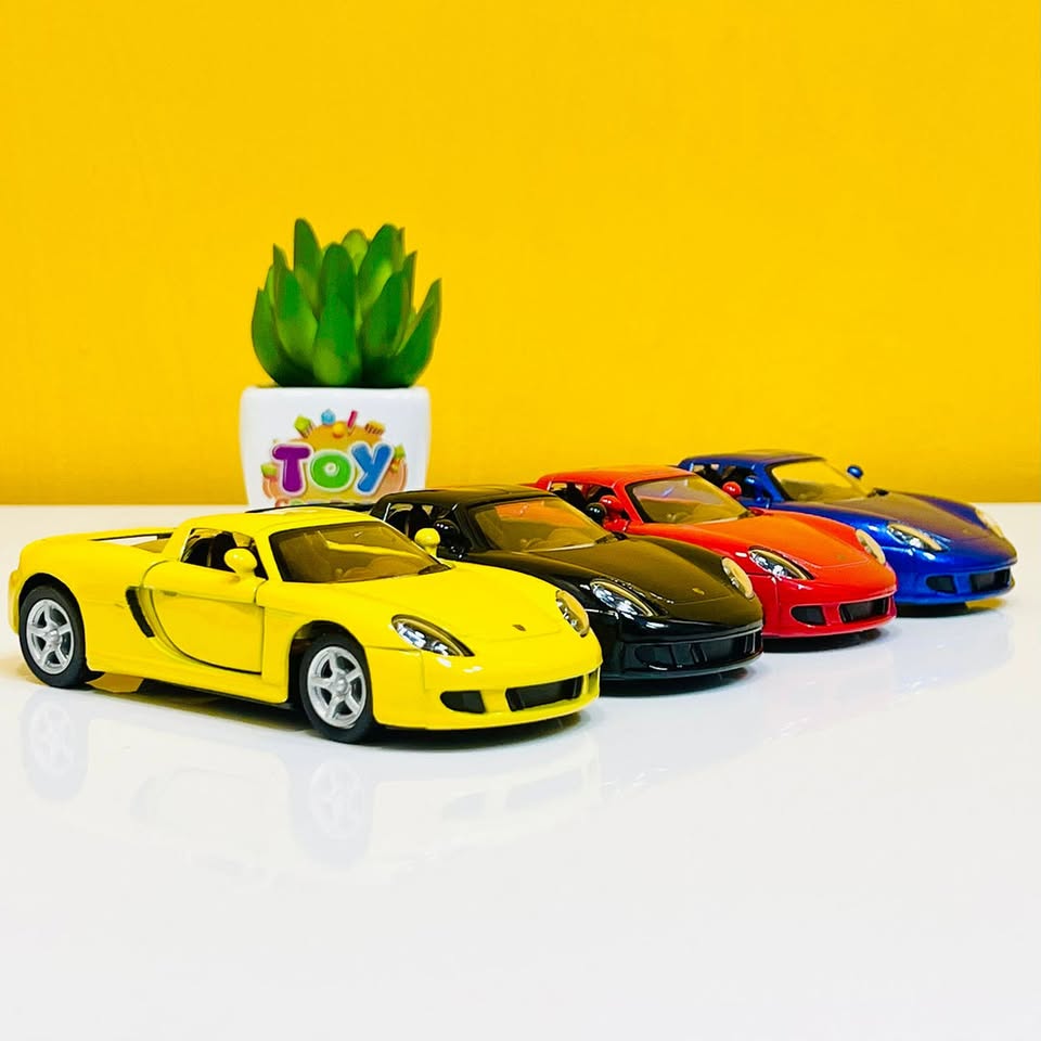 Kinsmart 1:36 Scale Porsche Carrera GT - image 3
