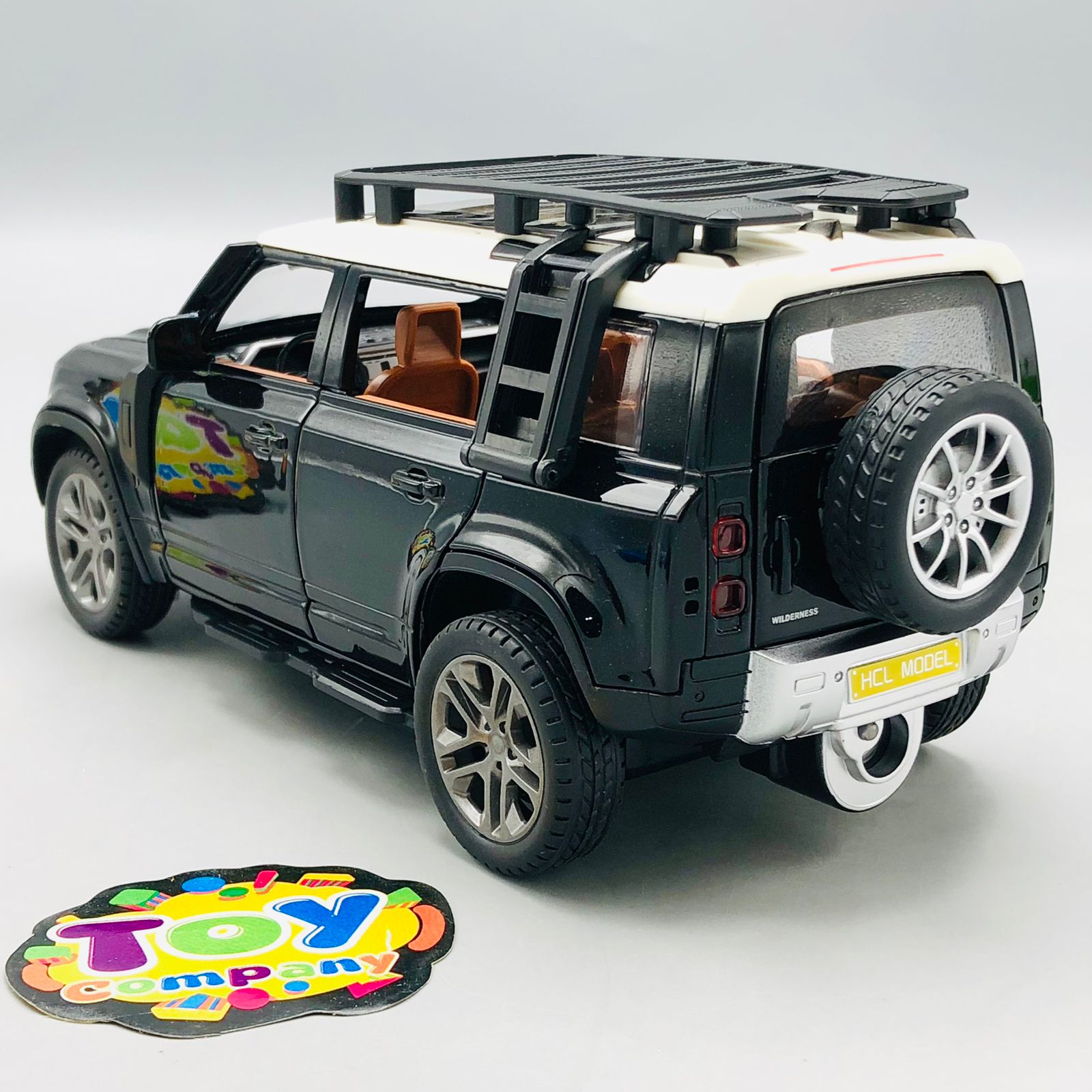 1:22 RC Diecast Land Rover Defender Model Car With Smoke - image 5