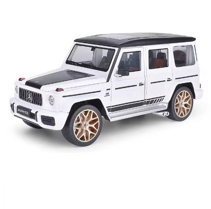 1:18 Diecast Mercedes AMG G63 Model - image 5
