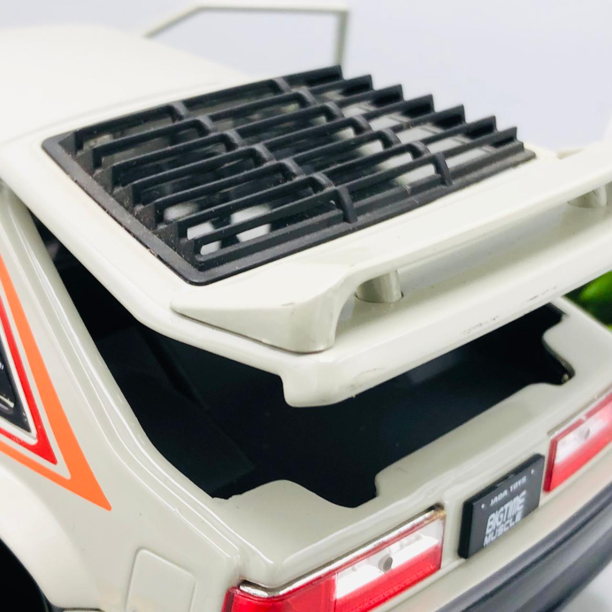 1:24 1989 Ford Mustang GT Bigtime Muscle by JADA - image 3