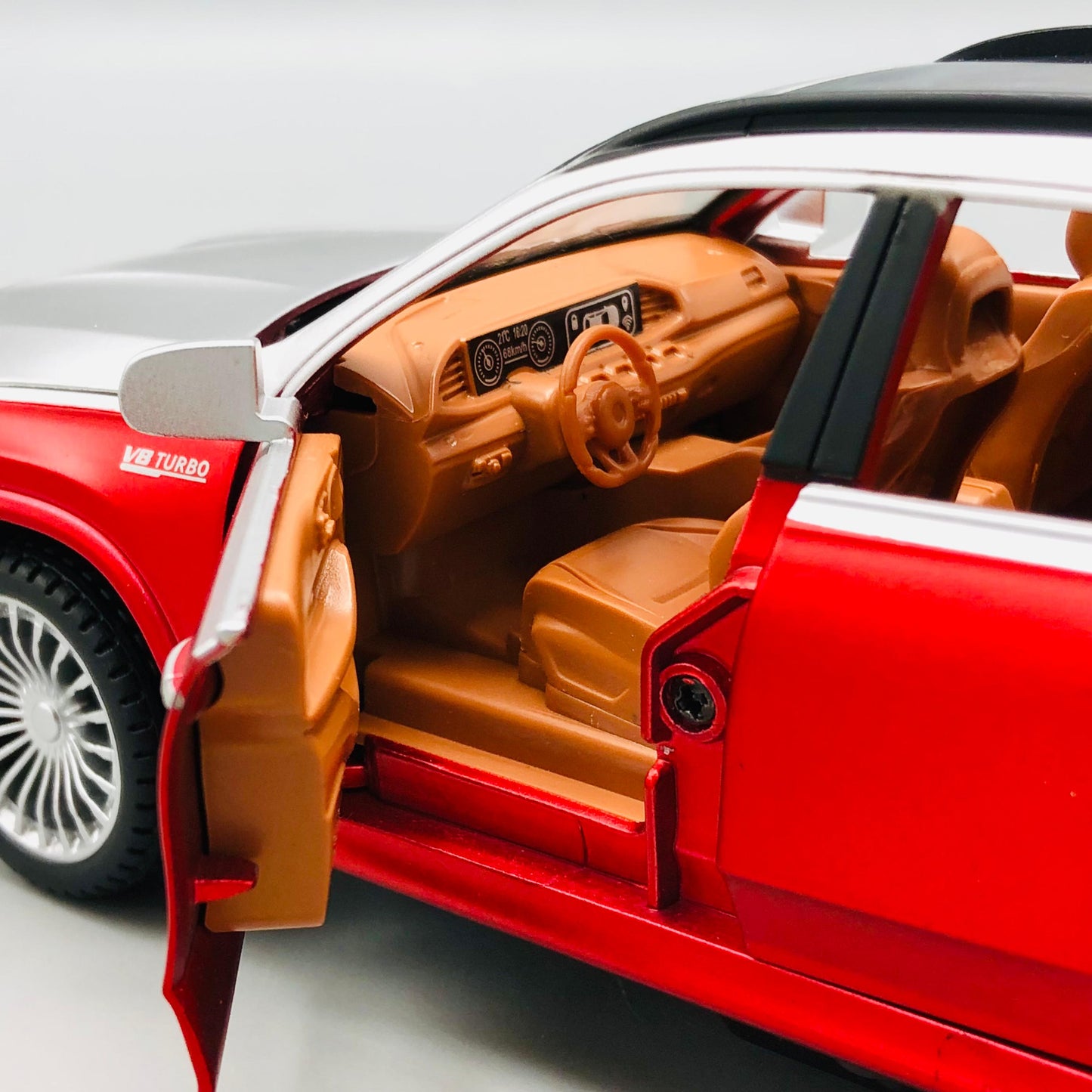 1:22 RC Diecast Mercedes Maybach GLS Model Car With Smoke - image 10