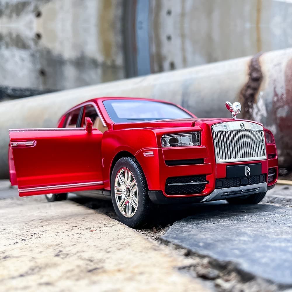 1:24 Diecast Rolls Royce Cullinan Model With Smoke - image 4