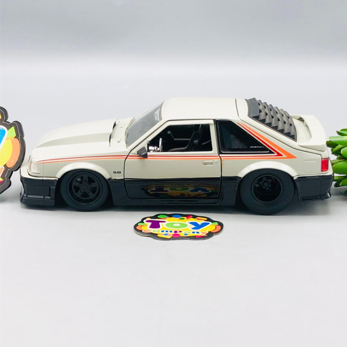 1:24 1989 Ford Mustang GT Bigtime Muscle by JADA - image 2