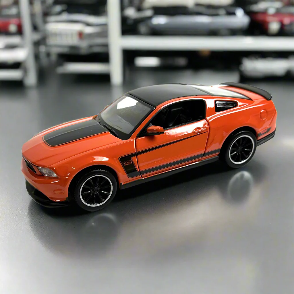 Maisto 1:24 Ford Mustang Boss 302 Model - Orange - image 2