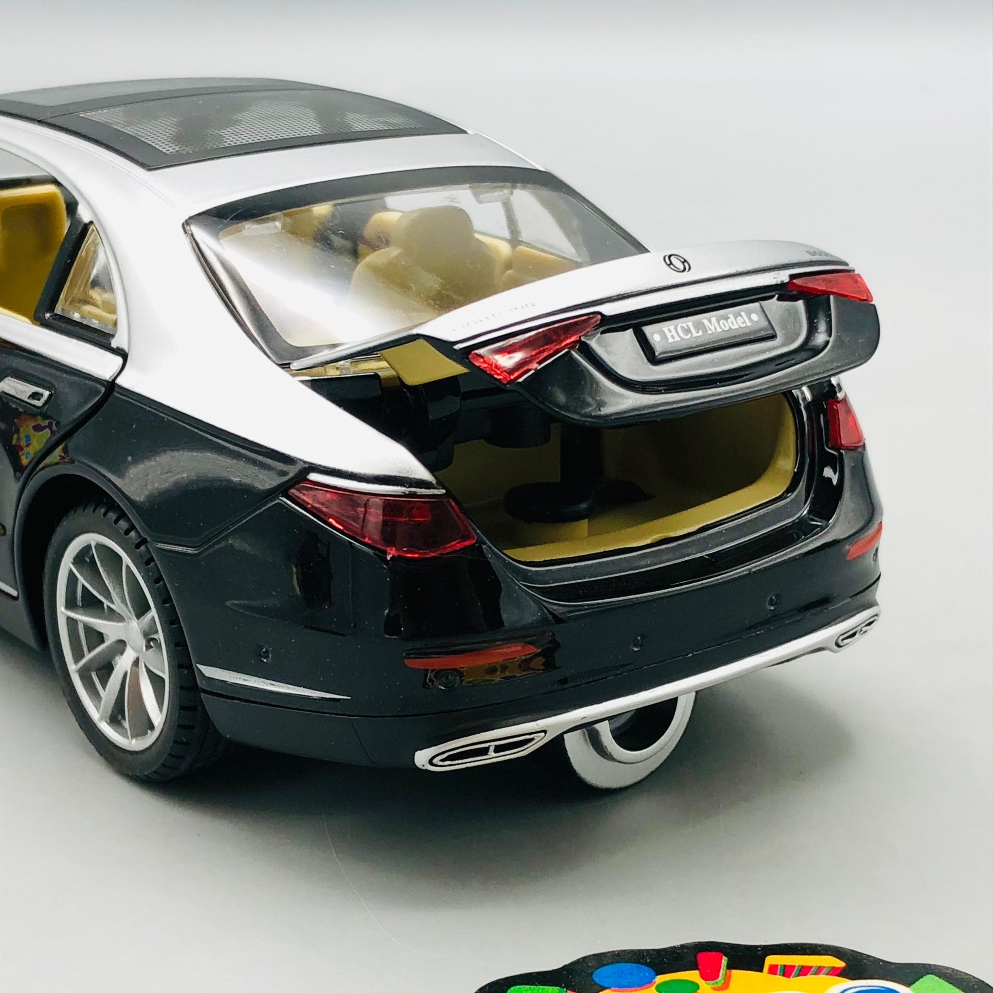 1:22 RC Diecast Mercedes Maybach Model Car With Smoke - image 11