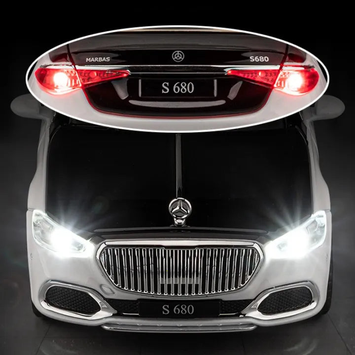 1:22 Diecast Mercedes Maybach S680 Model Car - image 3