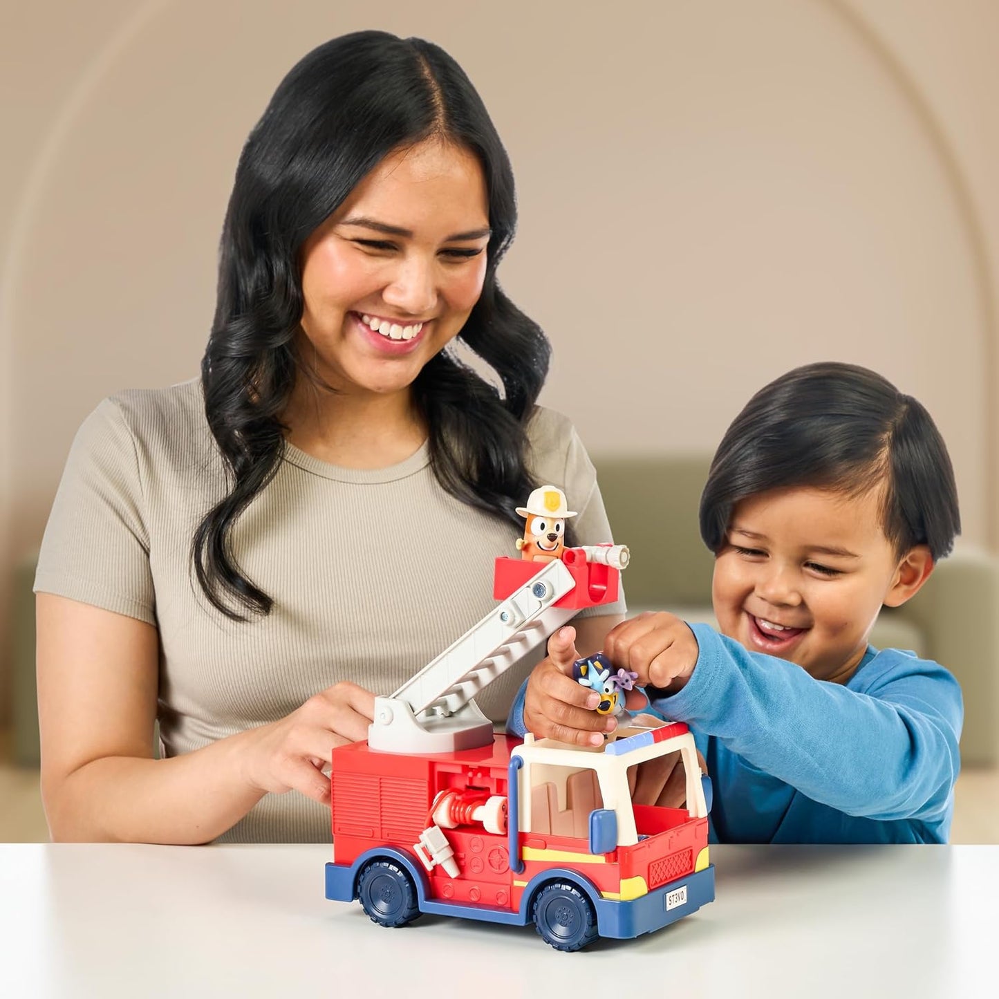 Bluey Firetruck removable side ladder feature