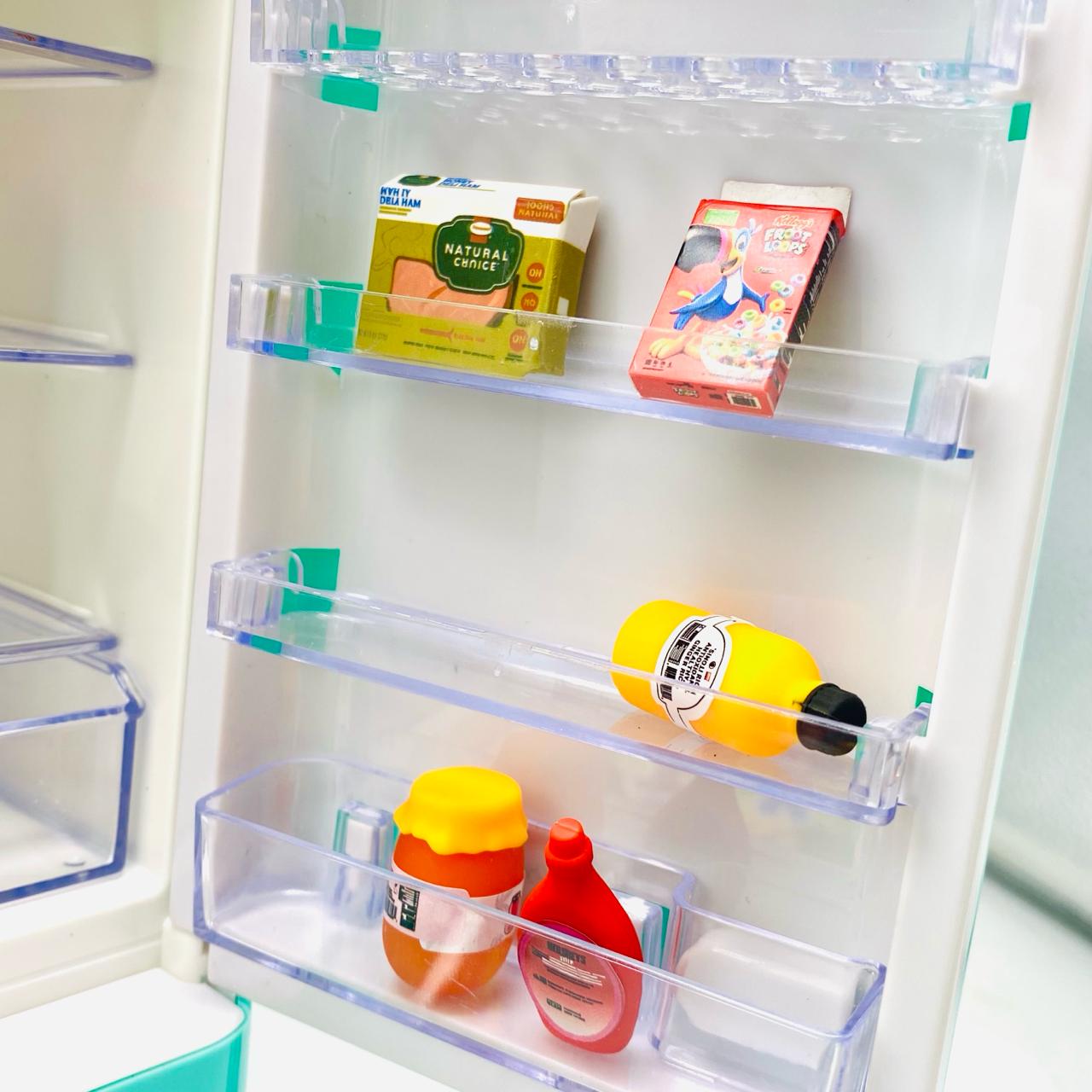 Kids Pretend Play Fridge with Surprise Accessories - product view 7