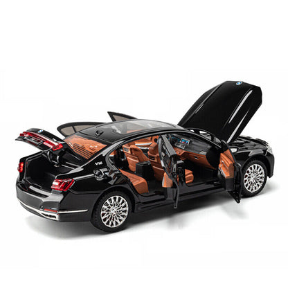 1:24 Diecast BMW THE 7 - 760Li Model Car - image 6