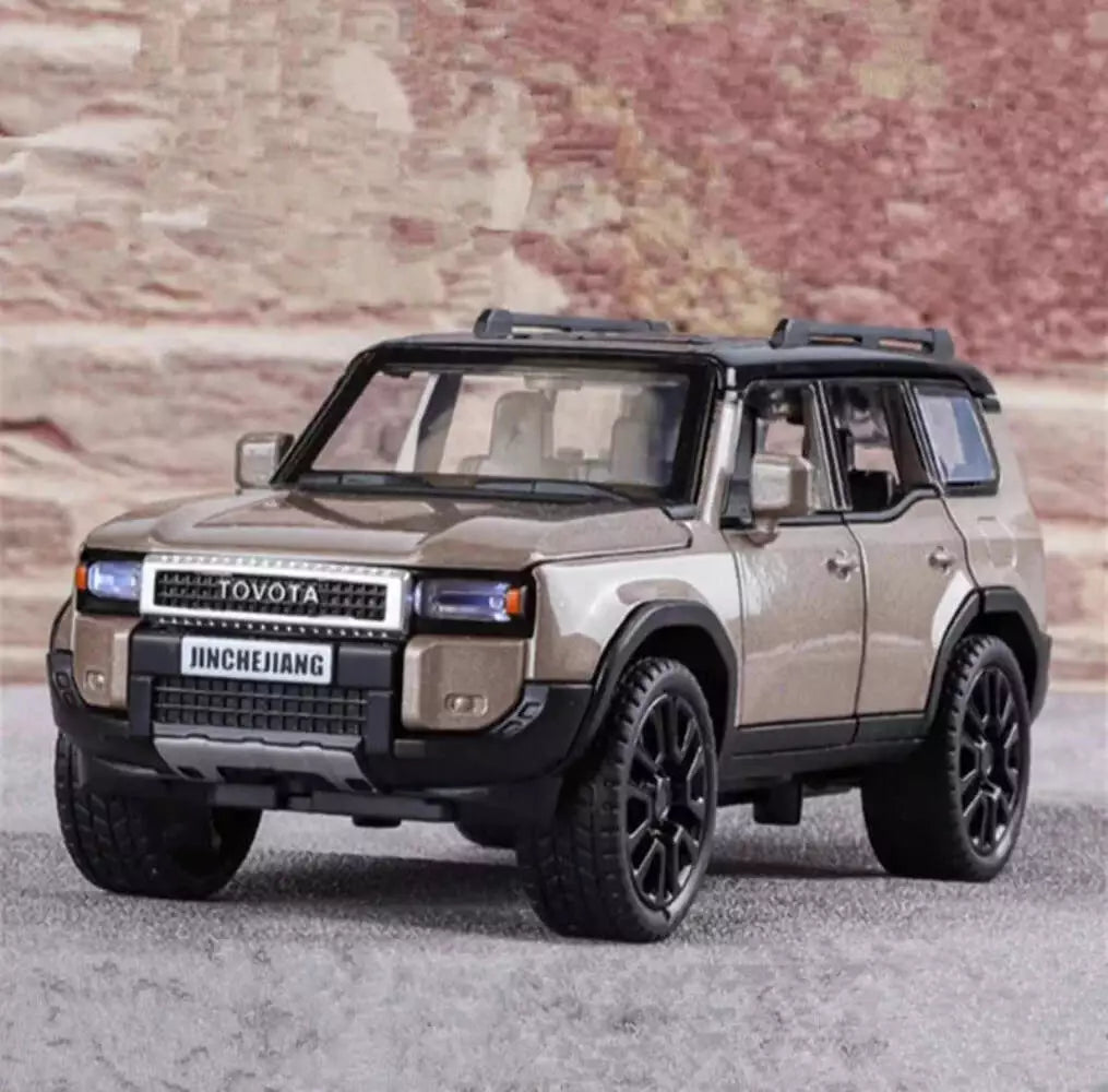 1:32 Diecast Toyota Land Cruiser Prado SUV Model - image 10