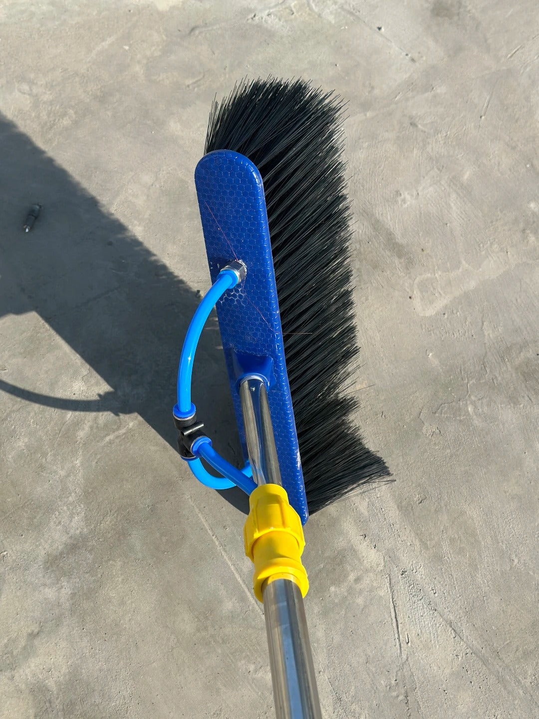 Wide bristle head of solar panel cleaning brush